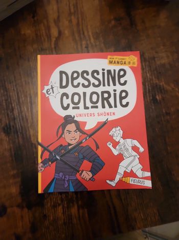 Livre : dessine et colorie