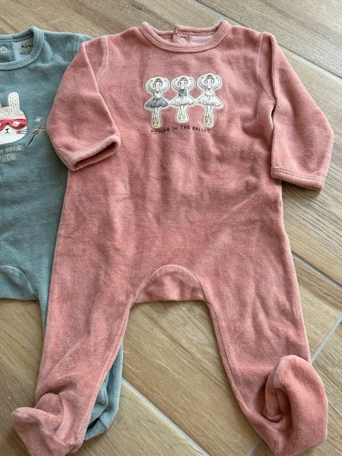 Lot 5 pyjamas 6 mois - photo numéro 6