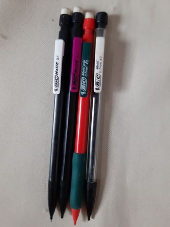 lot de 4 porte-mines Bic Matic 0,7 mm HB