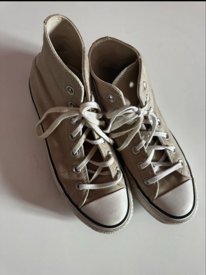 Converse - photo numéro 2