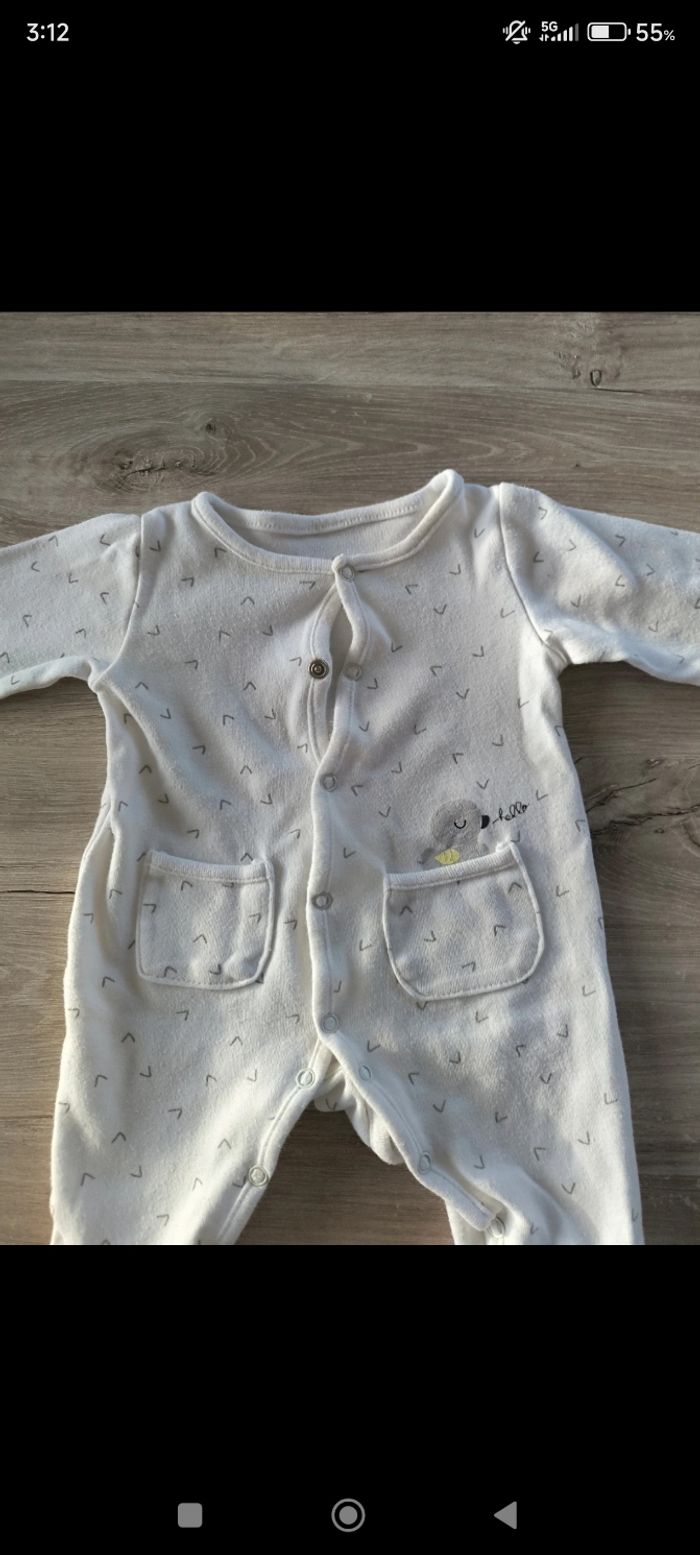 Pyjama taille 1 mois - photo numéro 2