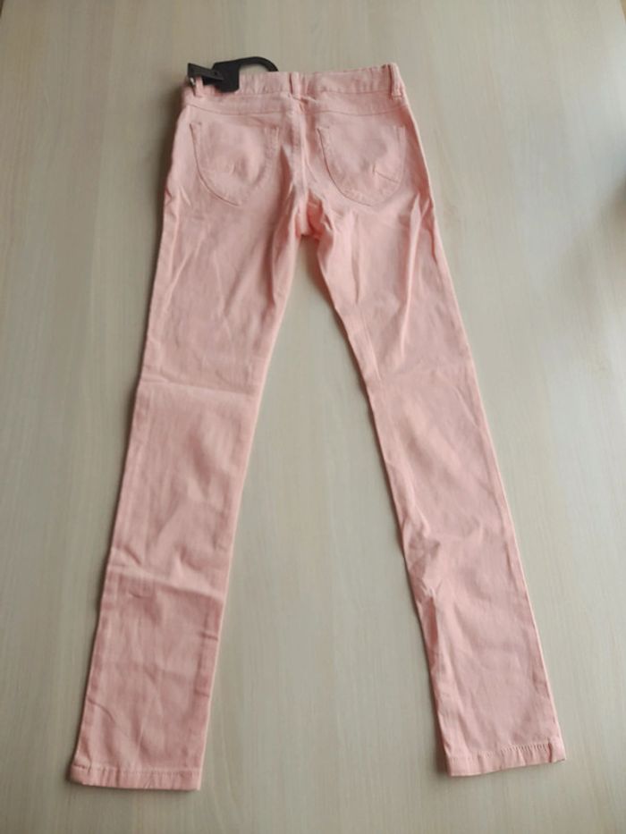 Pantalon rose skinny neuf - photo numéro 3