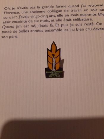 Pins publicitaire vintage