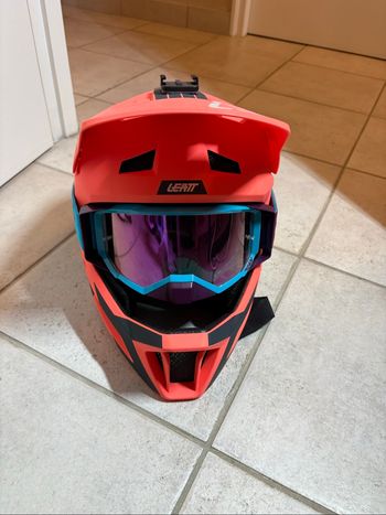 Casque intégral de vélo