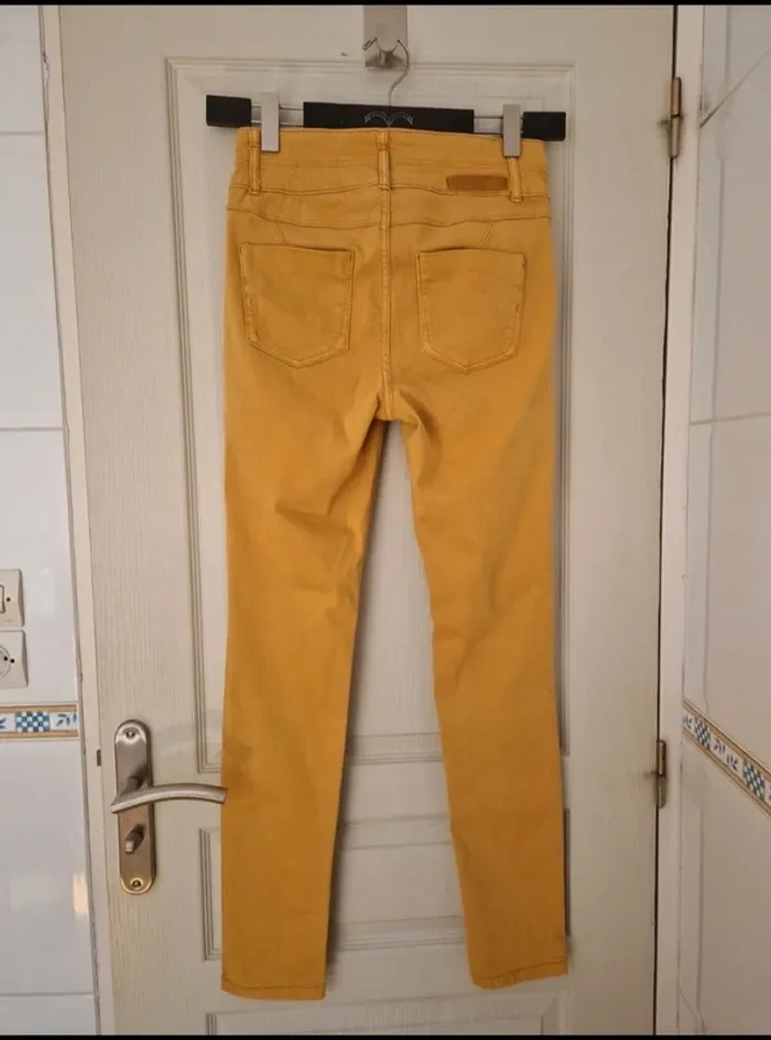 Neuf jean slim jaune moutarde femme grain de malice taille M/38 - photo numéro 3