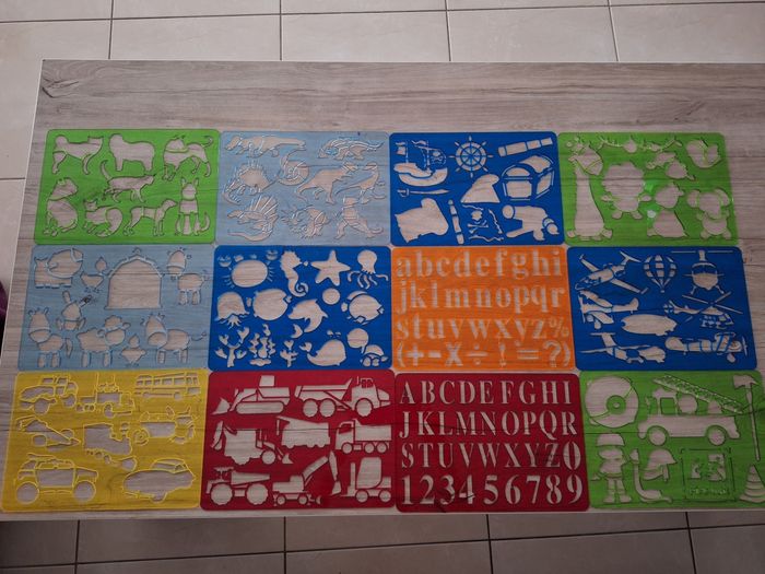 Plaques à dessins et ardoise