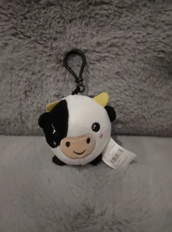 Porte clés peluche boule vache