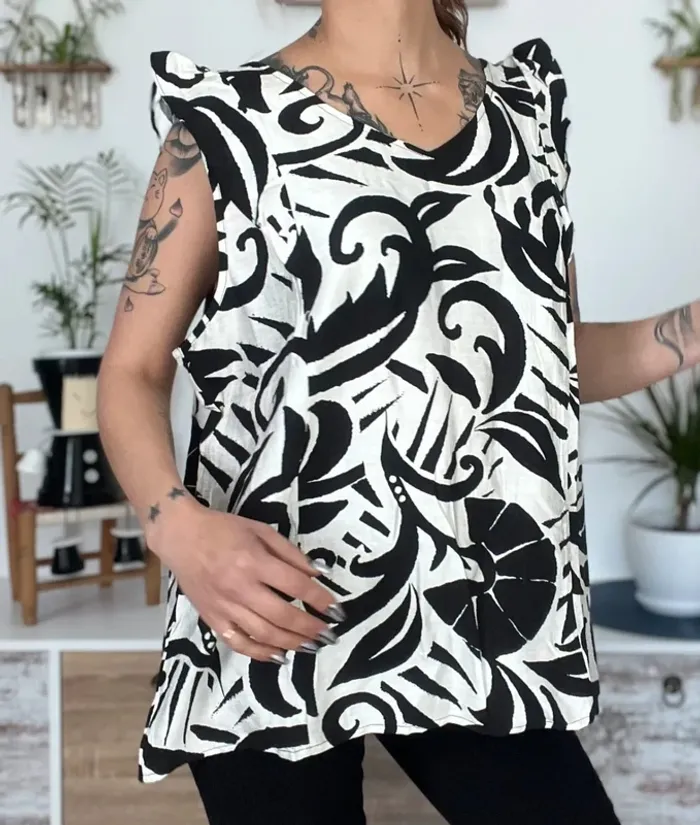 SOLDE Blouse sans manches taille 4; taille 48 - Christy ( spécialiste grande taille)  - neuf - photo numéro 3