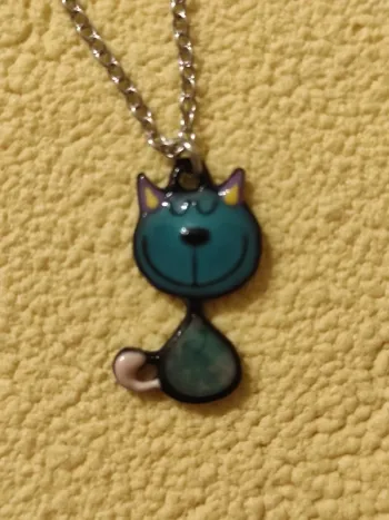 Pendentif chat et sa chaine