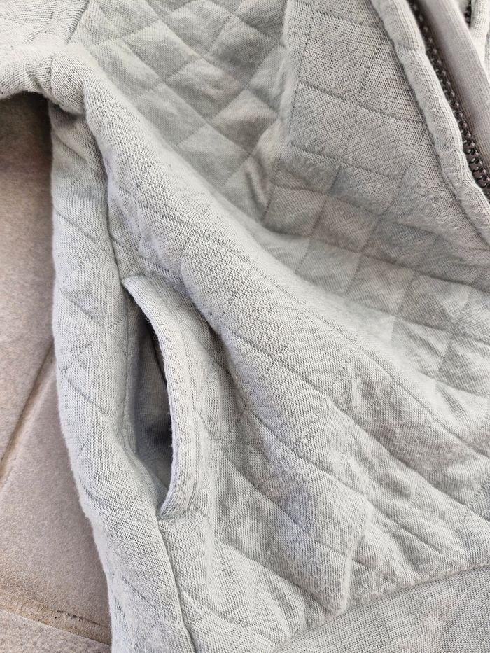 Gilet damassé vert amande Kiabi 24 mois - photo numéro 4