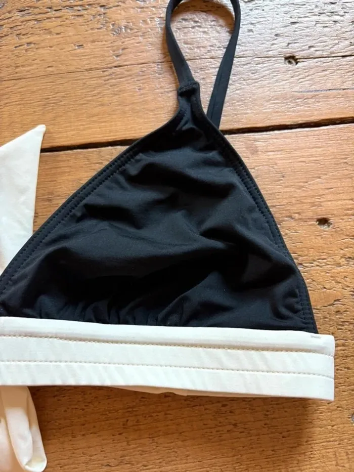 Haut de maillot de bain noir et blanc 38 M - photo numéro 2