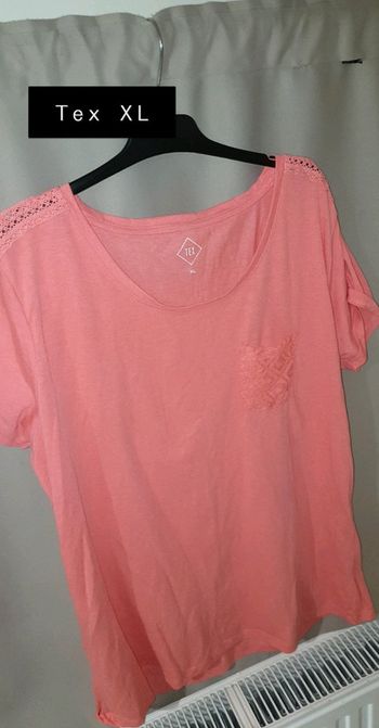 Tee shirt orange