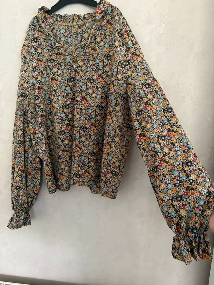Blouse fleurie bohème chic - photo numéro 3