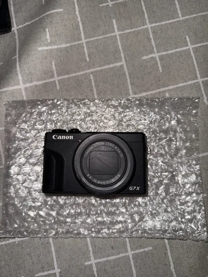 Canon PowerShot G7X Mark III