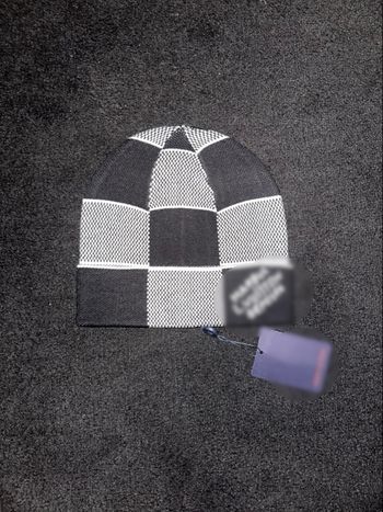 Bonnet lv noir et blanc