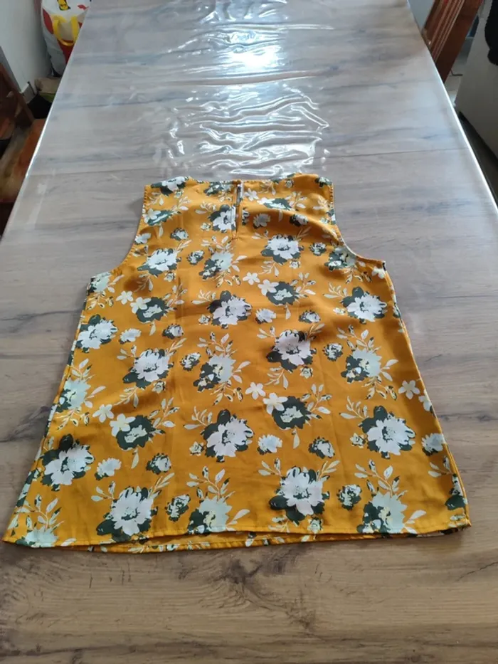 T-shirt Kiabi Jaune Fleuri, Taille M - photo numéro 3