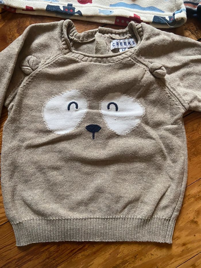 Lot pulls et veste taille 12 mois - photo numéro 2