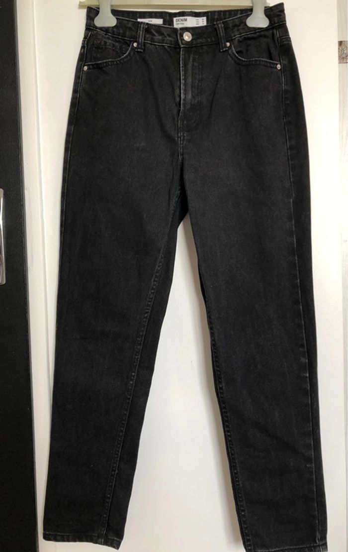 Jean mom noir Bershka - photo numéro 2