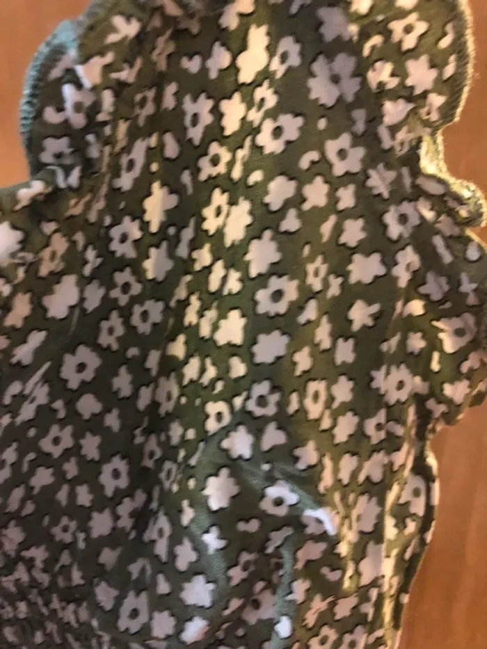 Crop top vert avec smock - photo numéro 2
