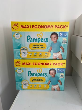 Couches Pampers premium protection taille 5 