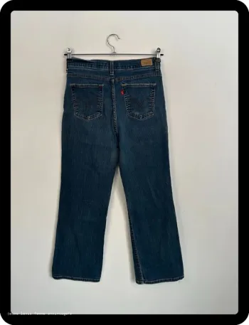 Jean Levi's Femme Marine | Perfectly Slimming 512 Bootcut | Taille W31 FR42 | Très Bon État | BP14