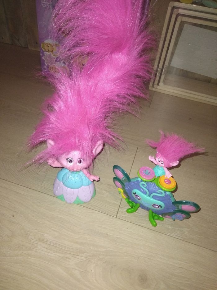 Trolls