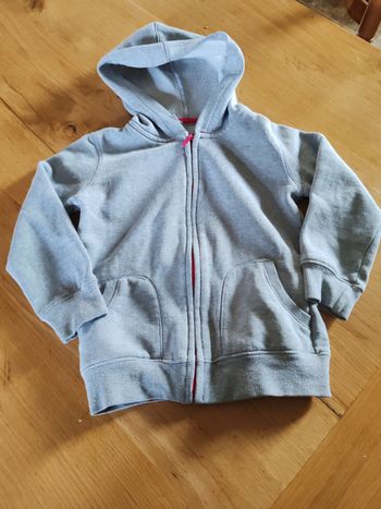 Veste à capuche