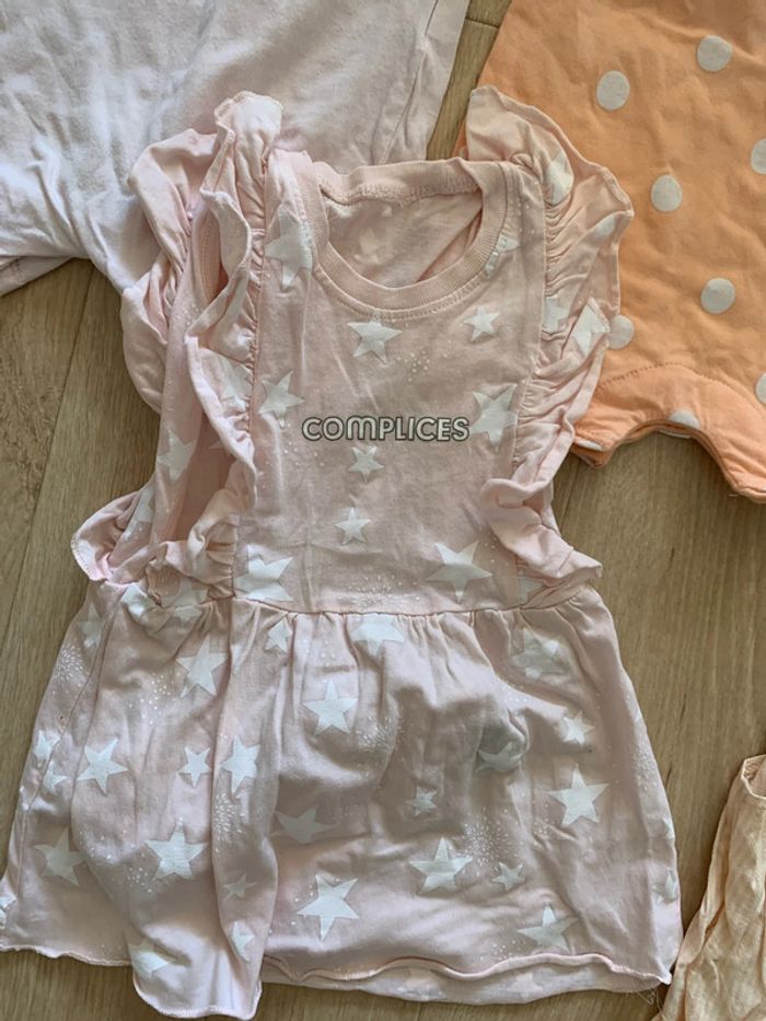 Lot été bébé fille 12 mois - photo numéro 10