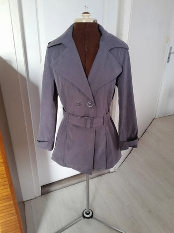 Très beau trench coat veste burton taille 40