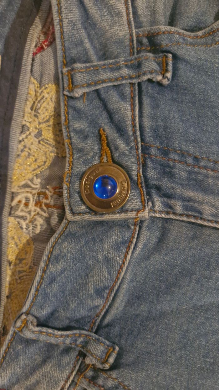 Jeans Desigual taille 34 - photo numéro 5