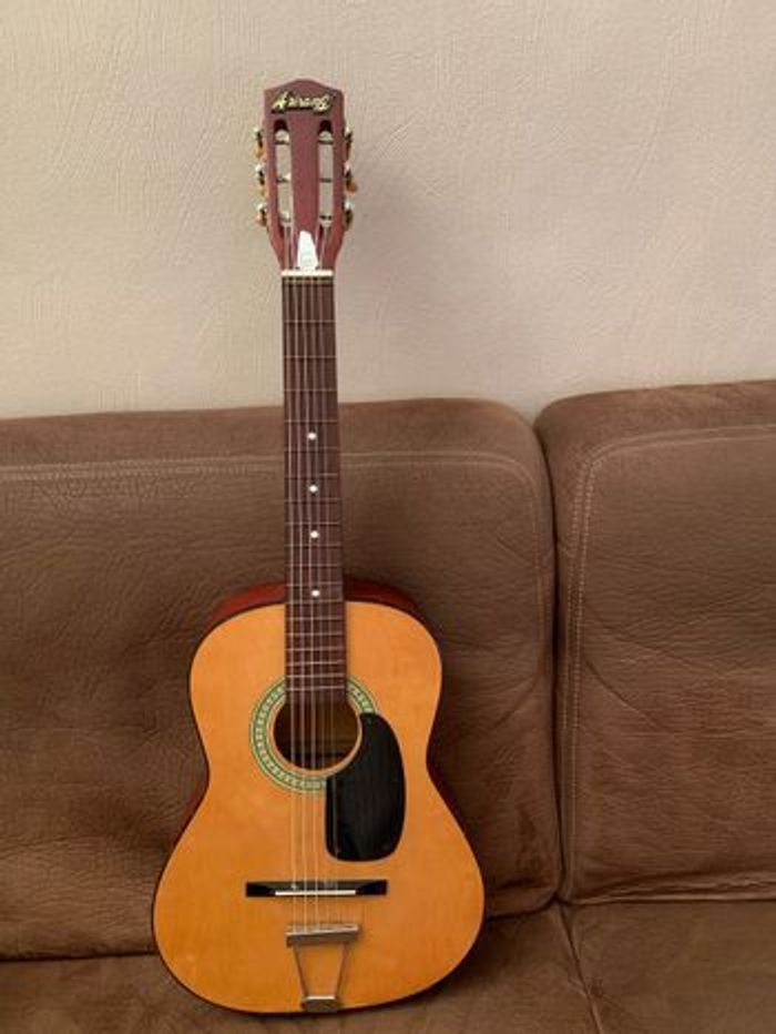 Guitare bois acoustique - photo numéro 2