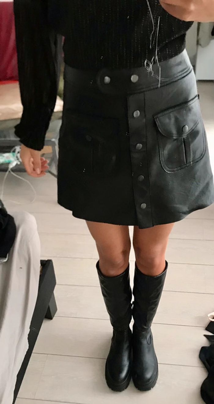 Chemise jupe similicuir noir - photo numéro 4