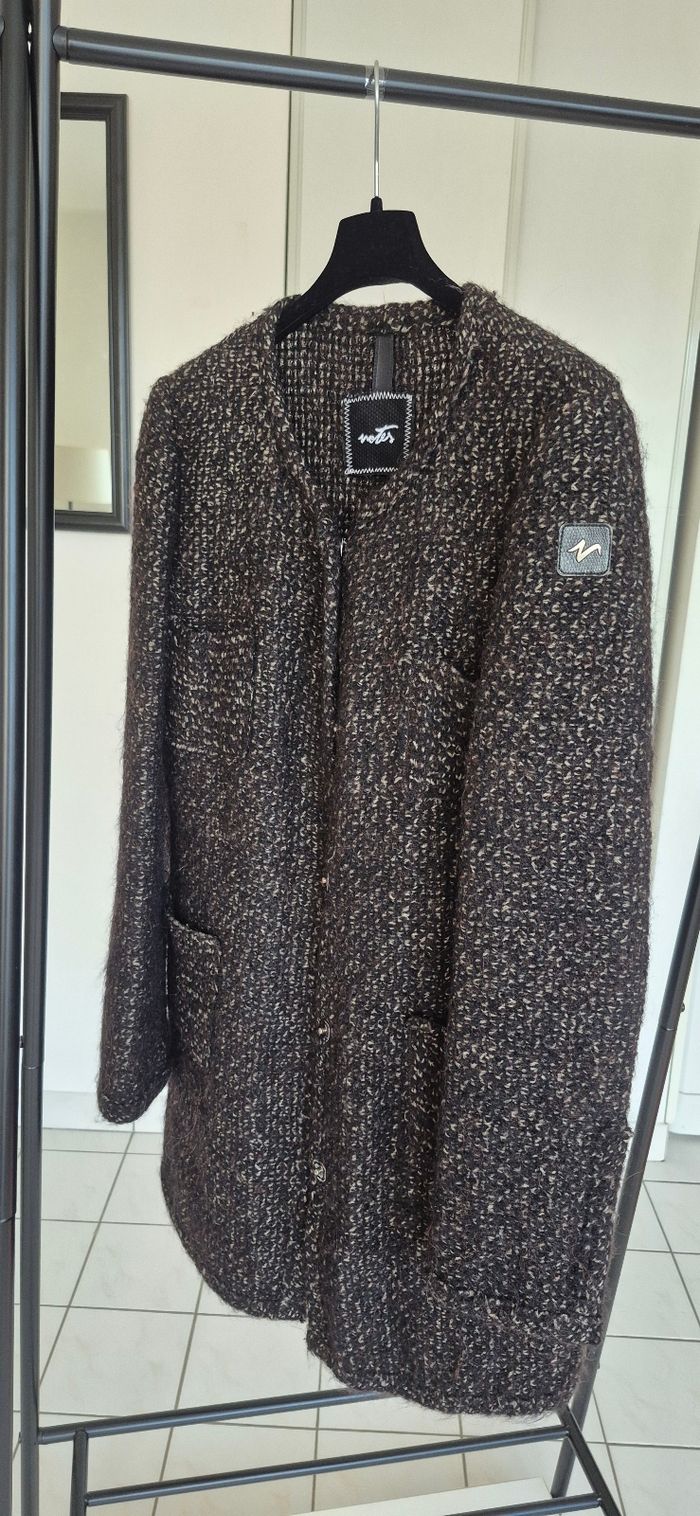 Manteau mi long Notes