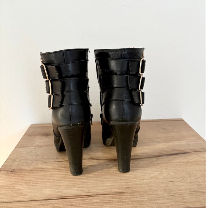 Chaussures à talons - photo numéro 4
