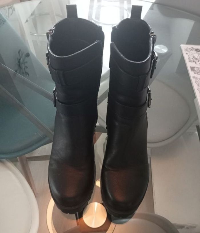 Bottines noires femme pointure 39 - photo numéro 2