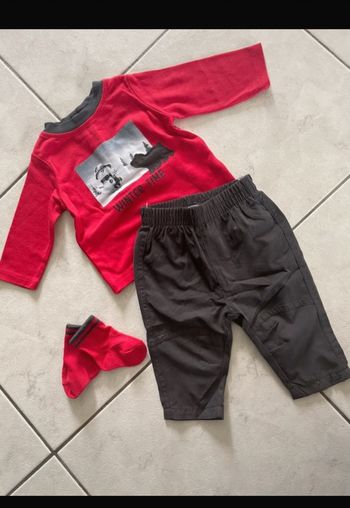 Ensemble pull chaussettes pantalon