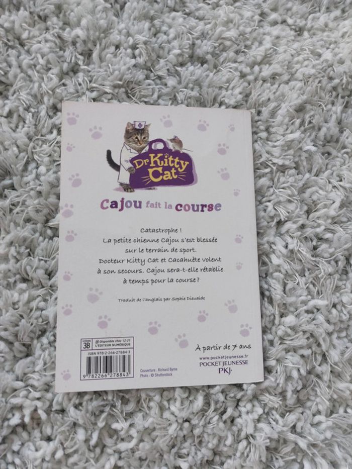 Roman de poche "Dr Kitty Cat Cajou fait la course" Pkj. Jane Clarke - photo numéro 3