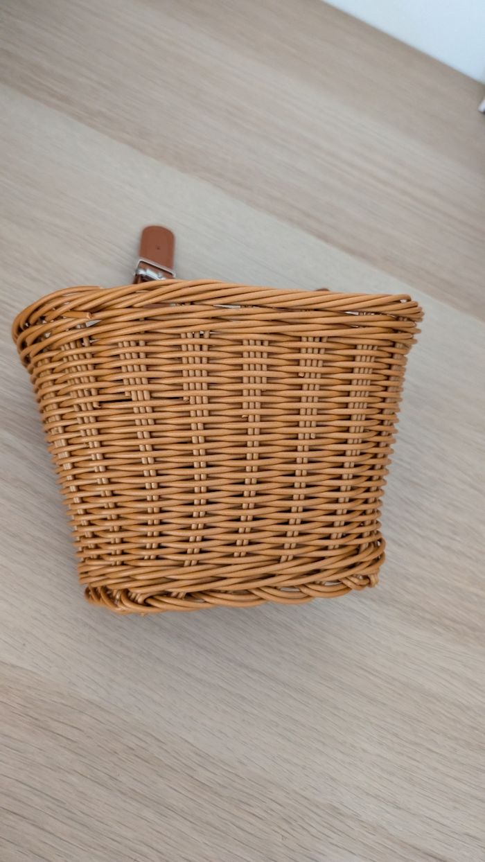 Petit panier de vélo trotinette enfant imitation rotin - photo numéro 3