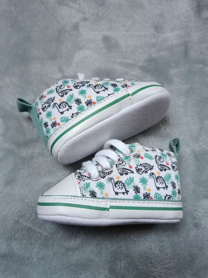 Chaussure bebe neuve - photo numéro 2