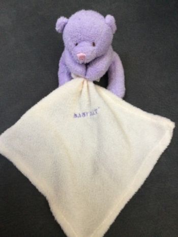 petit doudou lapin baby nat violet et beige tbe