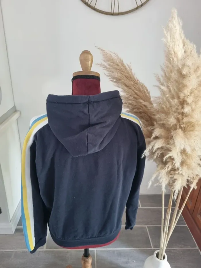 Sweat à capuche femme 🚺 36 - photo numéro 3