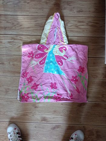 Lot 3 capes de bain fille