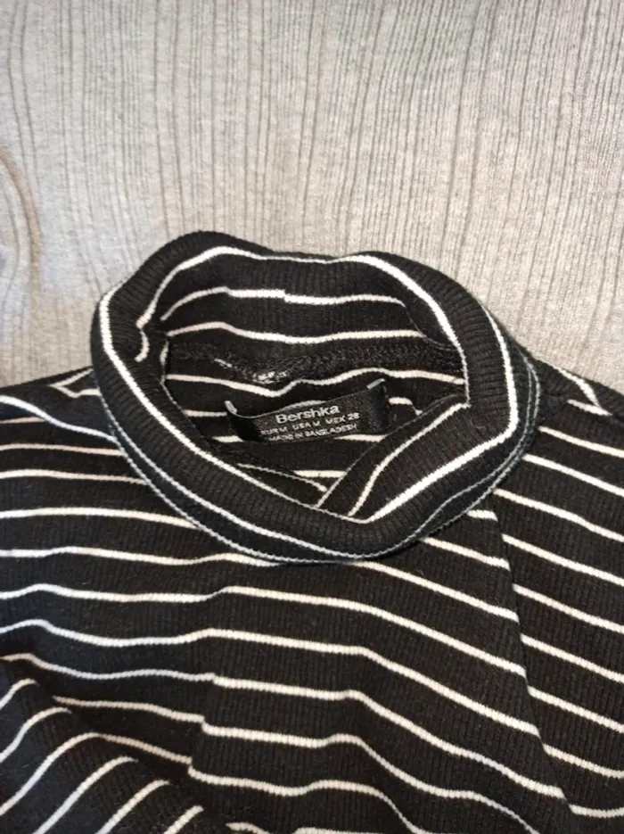Lot de 10 vêtements femme taille XS/S//M ( lot 11) - photo numéro 9