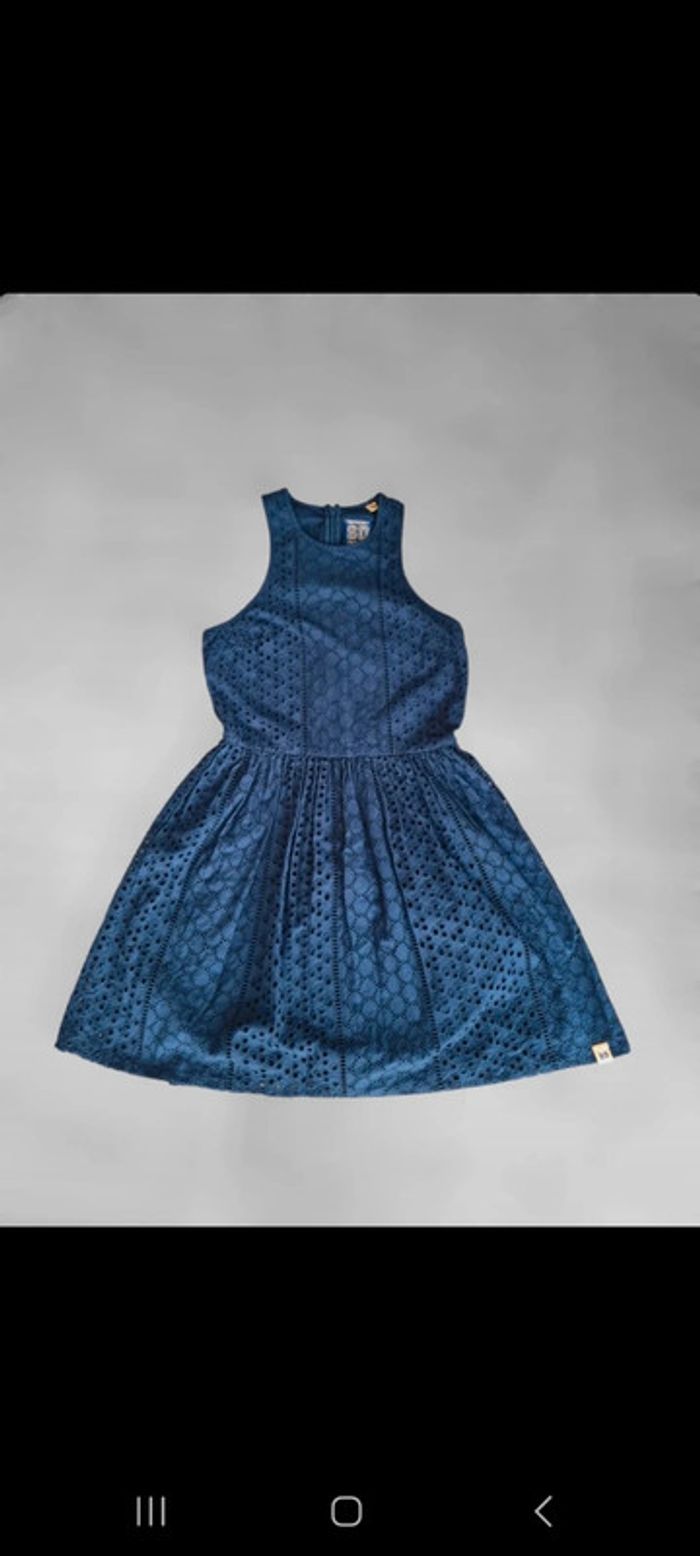 Robe dentelle Superdry