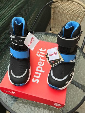 Superfit bottes hiver enfant neuves - valeur 107 € – taille 33