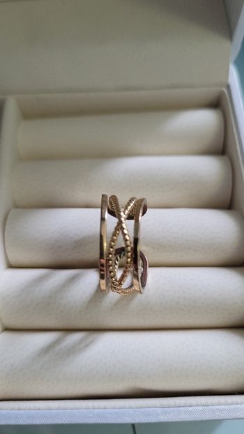 Bague dorée