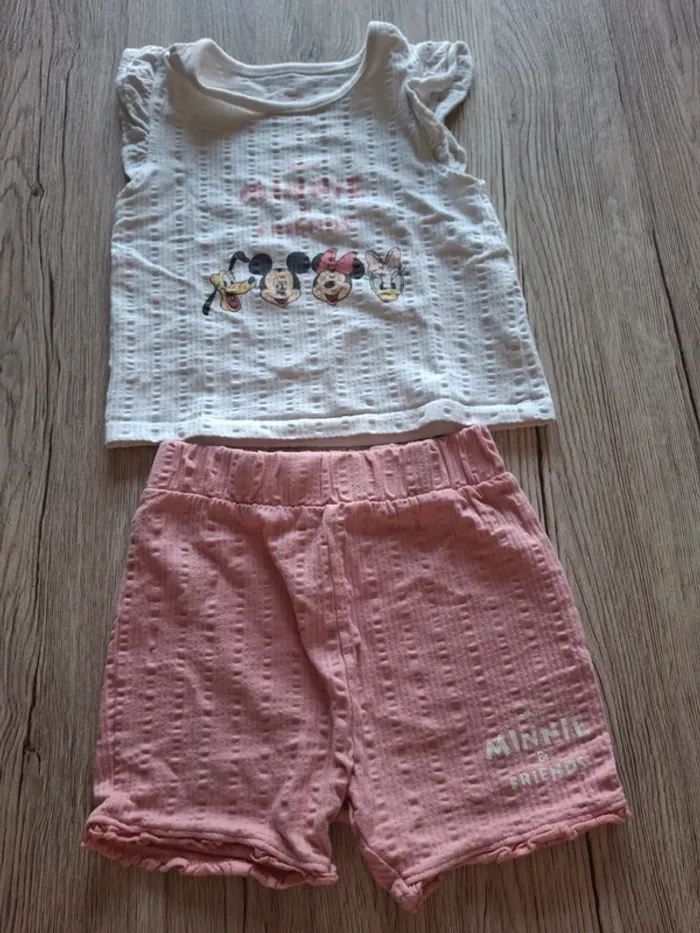 Ensemble short tee-shirt 12/18 mois disney