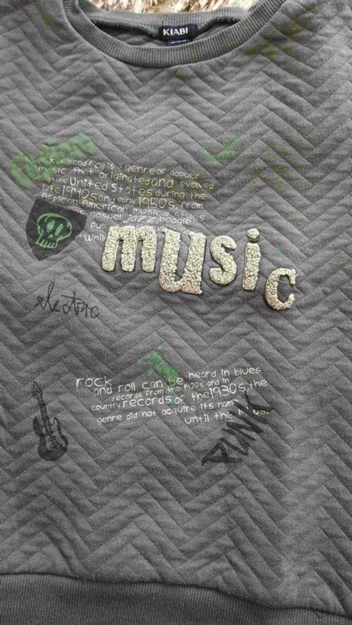 Pull rock 6 ans - photo numéro 4