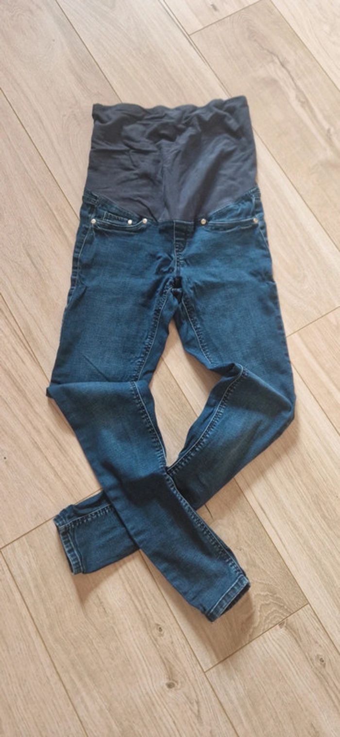 Jean slim bleu foncé de grossesse H&M en bon état Taille 38