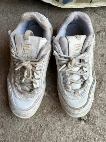 Baskets fila fille taille 38